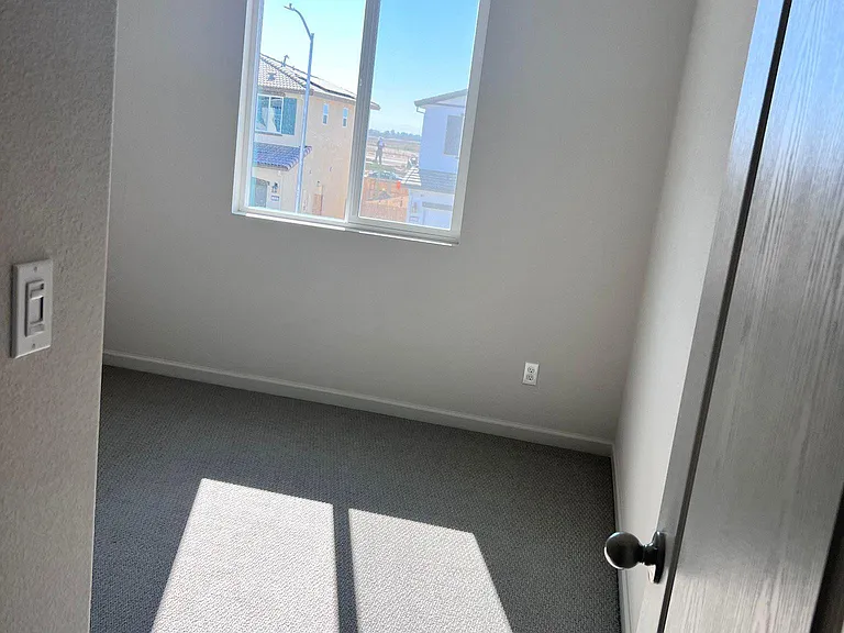 3129 Ballena St — Photo 6