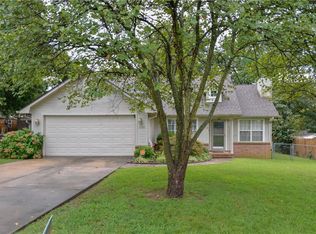 2326 Baldwin St, Van Buren, AR 72956