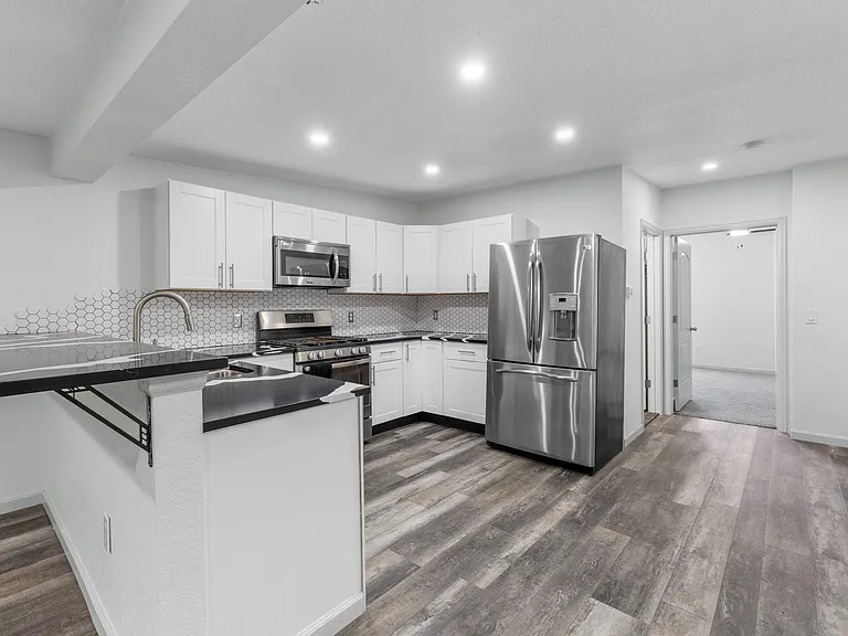 333 Main St #2B — Photo 8