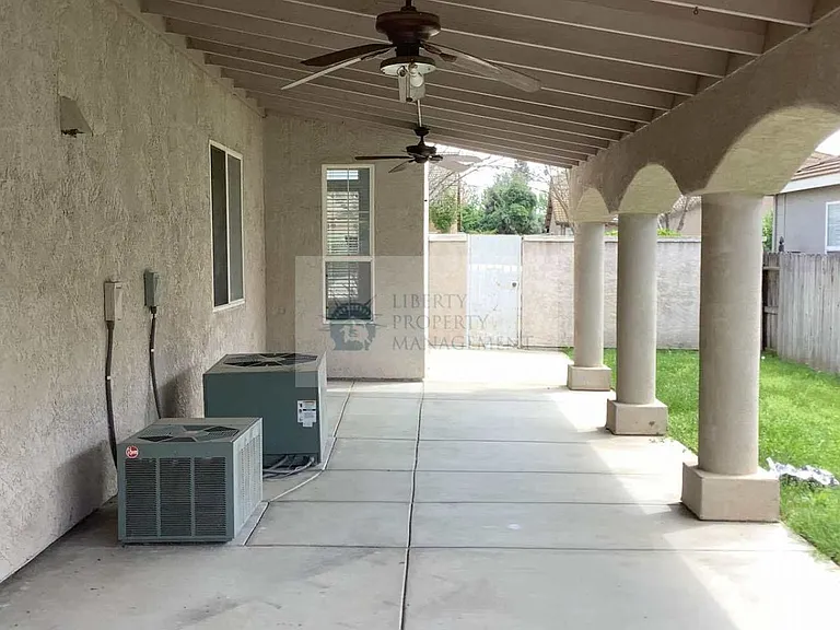 4425 Crown Valley Way — Photo 24