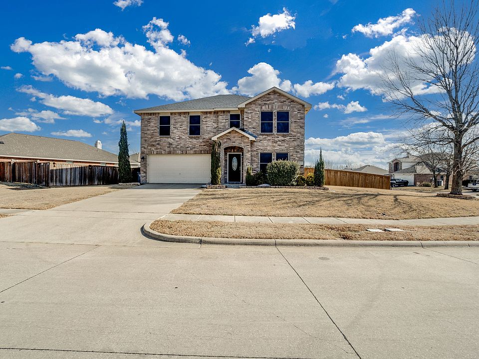 1st image of 600 Claiborn Ln