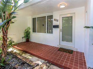 915 S 13th Ave, Hollywood, FL 33019