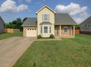 3439 Queensbury Rd, Clarksville, TN 37042