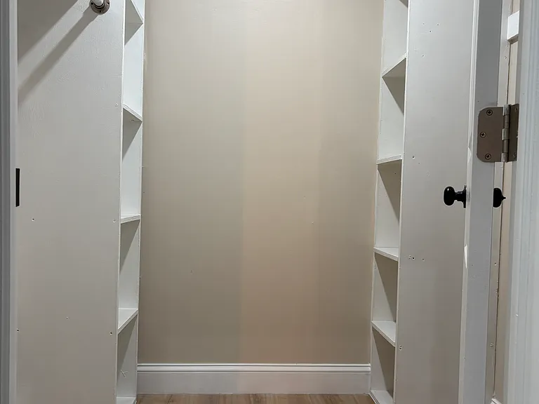 110 Railroad Ave #6 — Photo 7