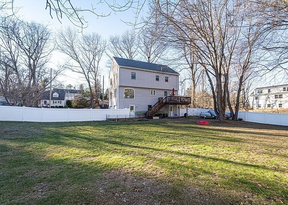 4 Hildreth St, Chelmsford, MA 01824 Zillow