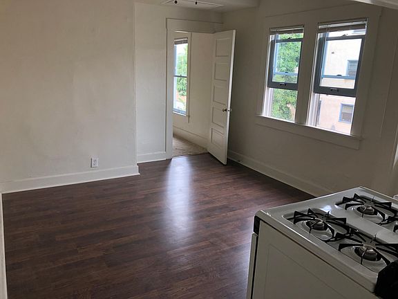 3rd image of 1944 1st Ave #2