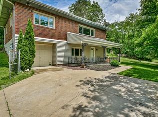 3896 Anderson Rd, Gibsonia, PA 15044