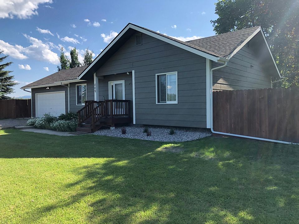 Front with new exterior paint.