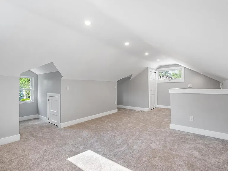 601 Dewey St #1 — Photo 13