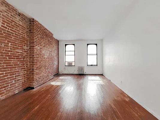 216 East 90th Street #4FW