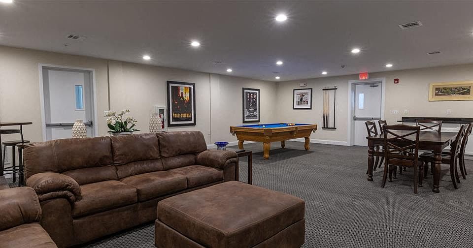 1st image of 2 Grove Ave #38