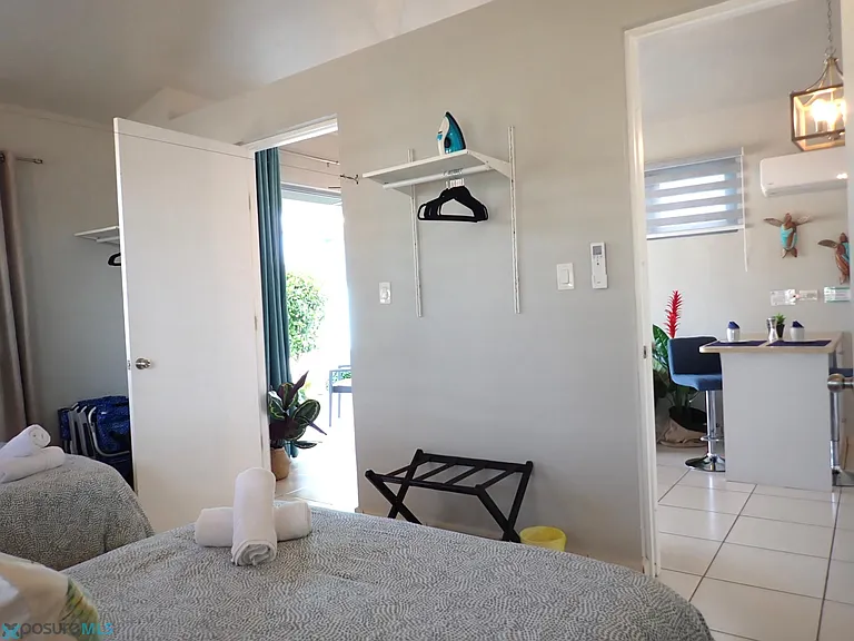9 Sea Bch #9 — Photo 10