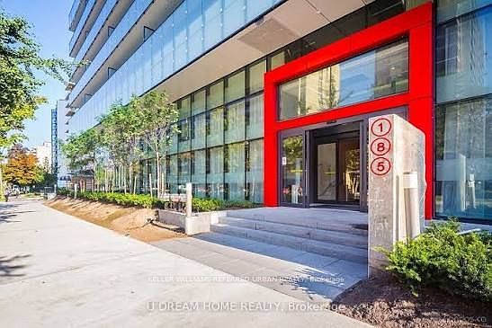 3rd image of 185 Roehampton Ave #515