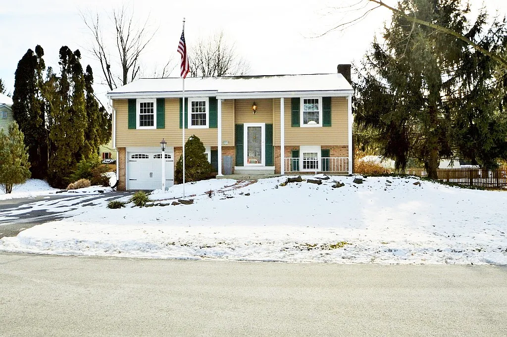 3230 Randy Rd photo 1