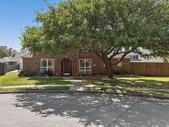 2nd image of 8410 Lexington Ct