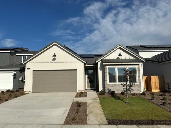 1067 W Mill Rd #34, Madera, CA 93636
