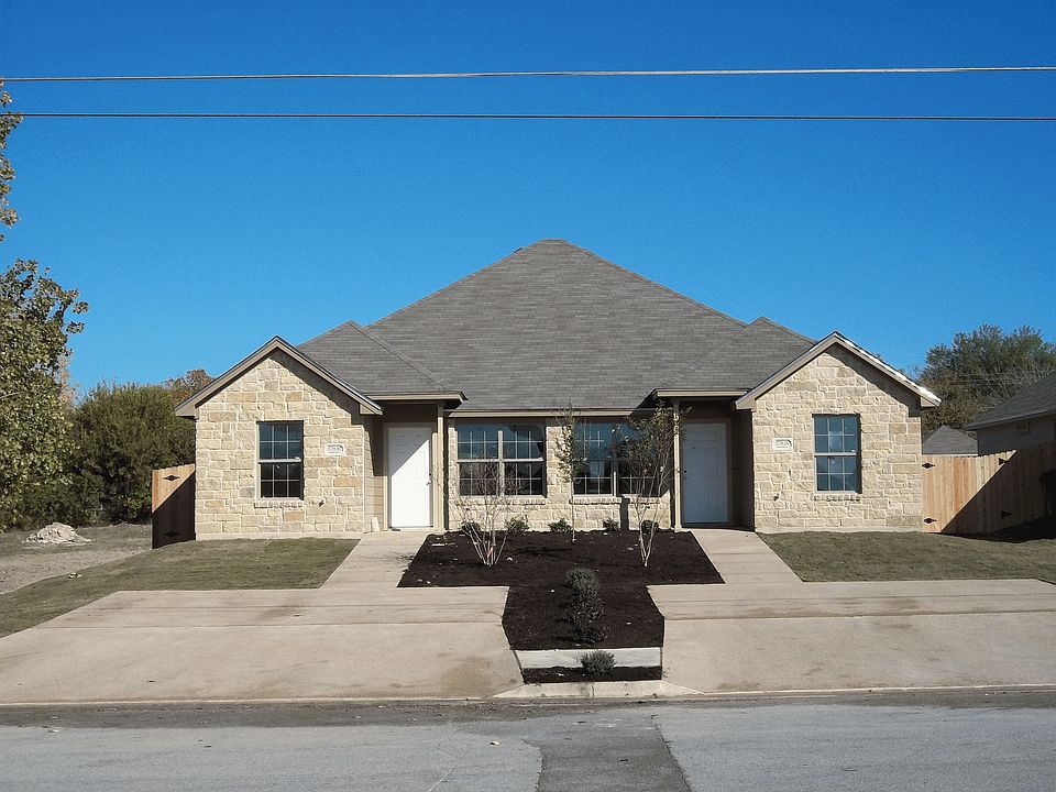 1st image of 2720 Saulsbury Dr