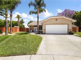 11327 La Luna Cir, Fontana, CA 92337