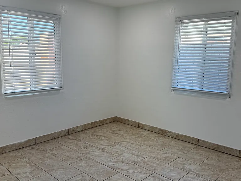 1818 E Monte Vista Rd #1 — Photo 7