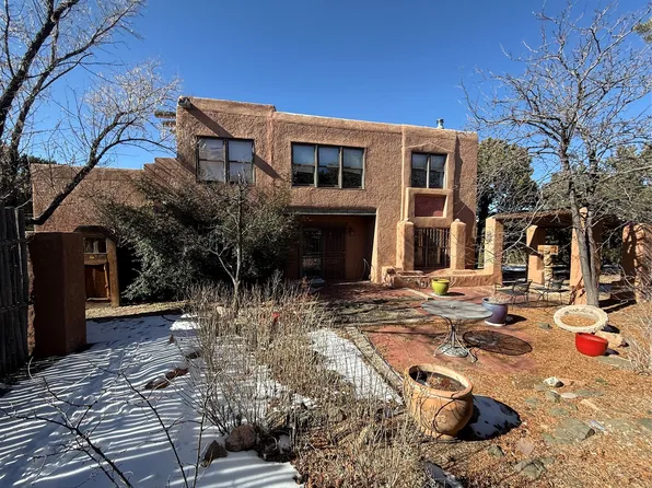 9 Ravens Ridge Rd, Santa Fe, NM 87505