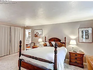 1872 Del Rosa Ct — Photo 14