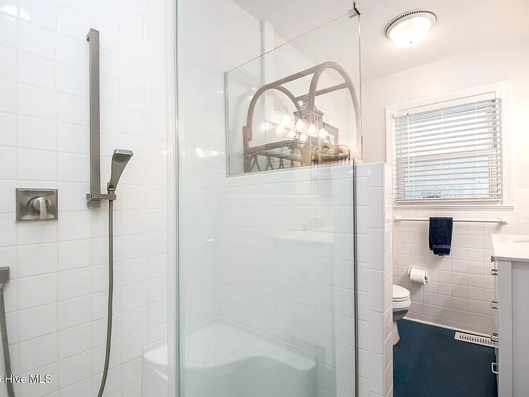 1534 Ann St — Photo 18