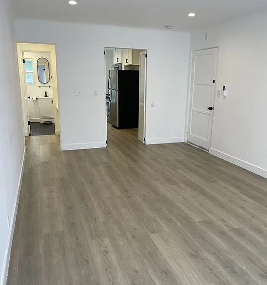 1254 N Orange Grove Ave #4 — Photo 15