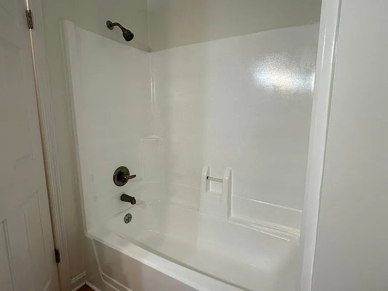 132 Fox Ridge Dr — Photo 10