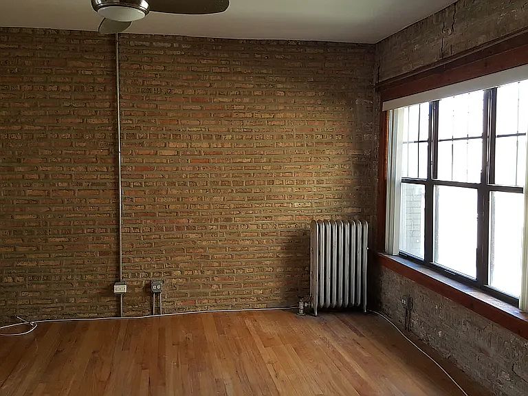 Building Photo 3