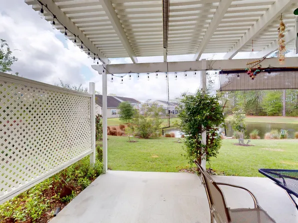 3069 Memorial Dr, Charleston, SC 29414