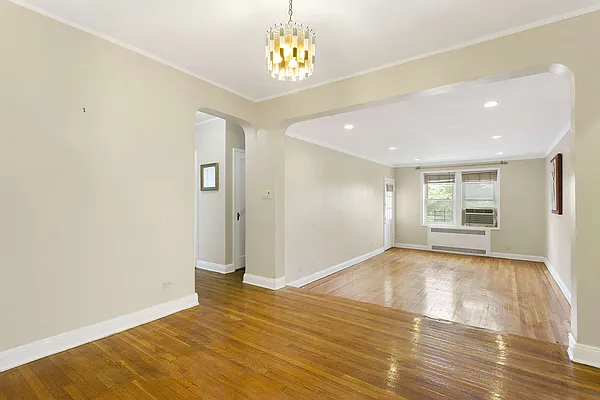 Sold by Compass | media 2