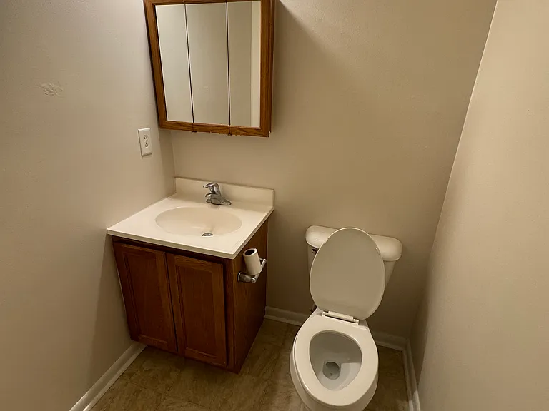 Liberty Ln — Photo 9