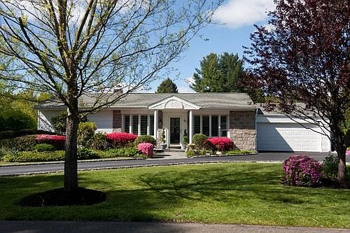 1st image of 23 Green Meadow Ln