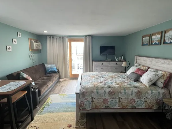 415 Ocean Blvd, Hampton, NH