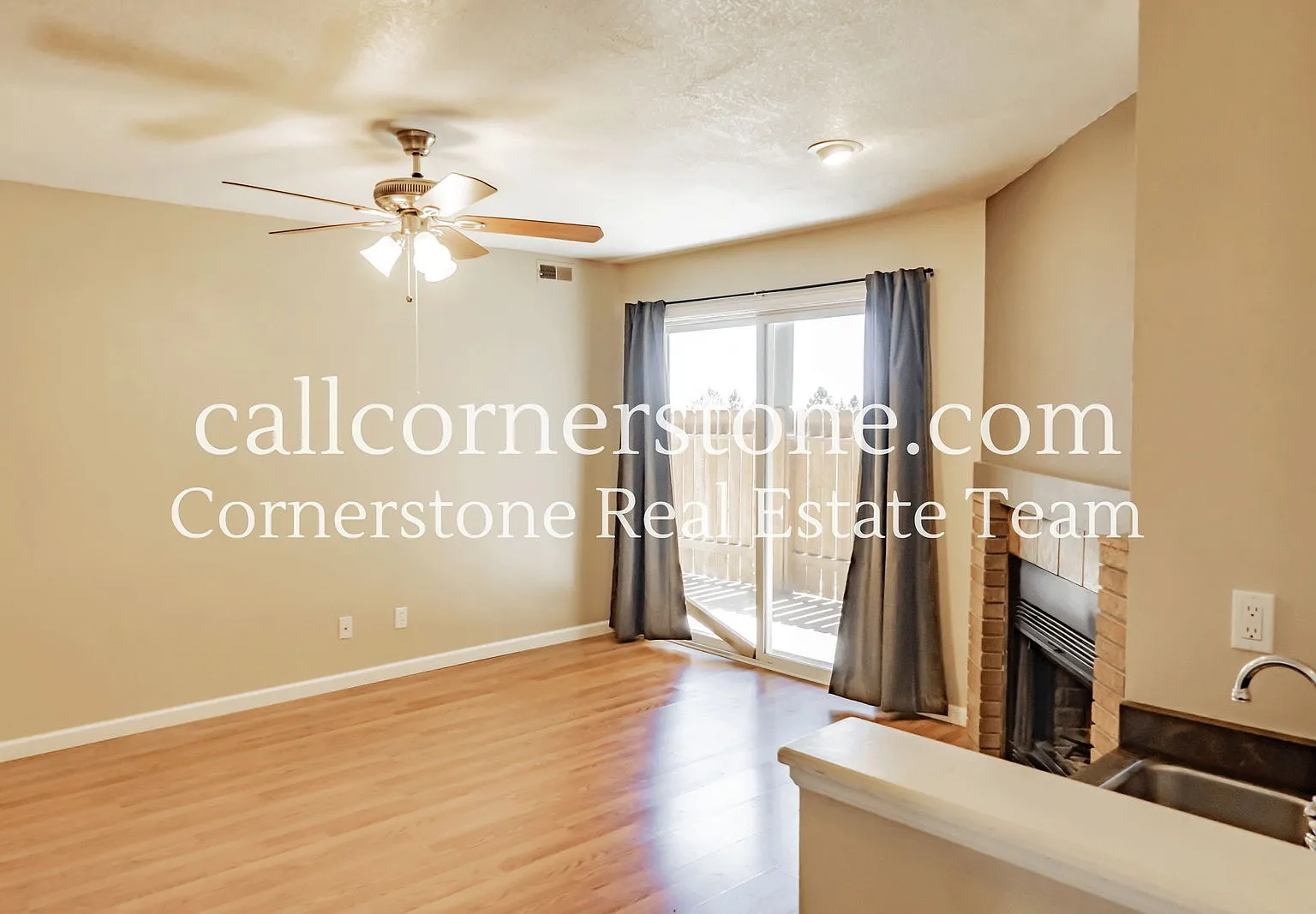 2 bed, 2.0 bath, 900 sqft, $1,222 — Photo 4