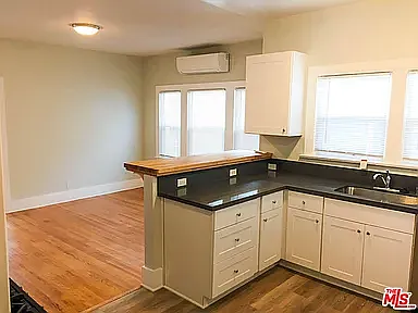 1504 S Bronson Ave — Photo 3