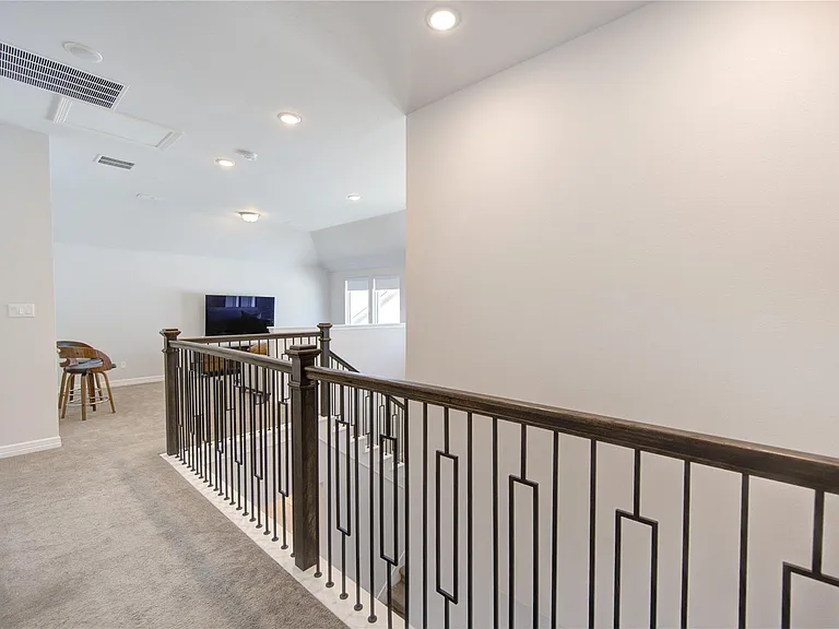 4110 Sherman Oak Ln — Photo 36