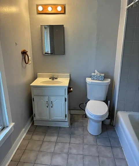 3 Hyde Park — Photo 1
