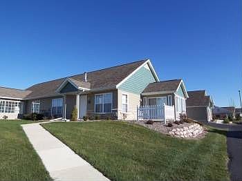 1st image of 243 Lilac Ln