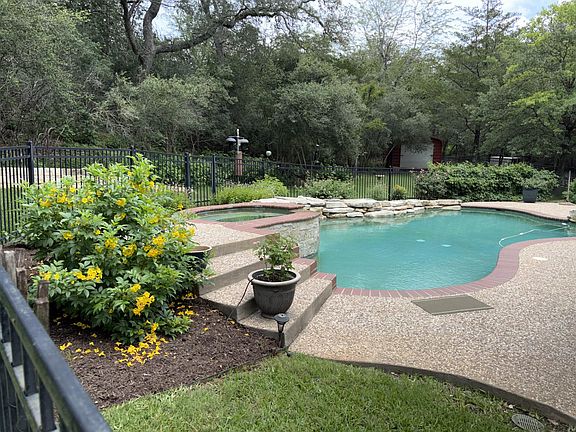 5th image of 179 Mokuleia Cir