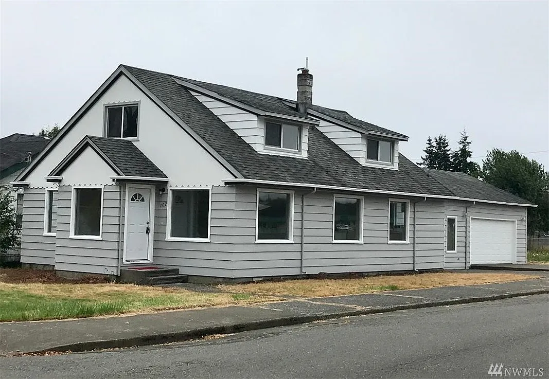 102 Eklund Ave photo 1