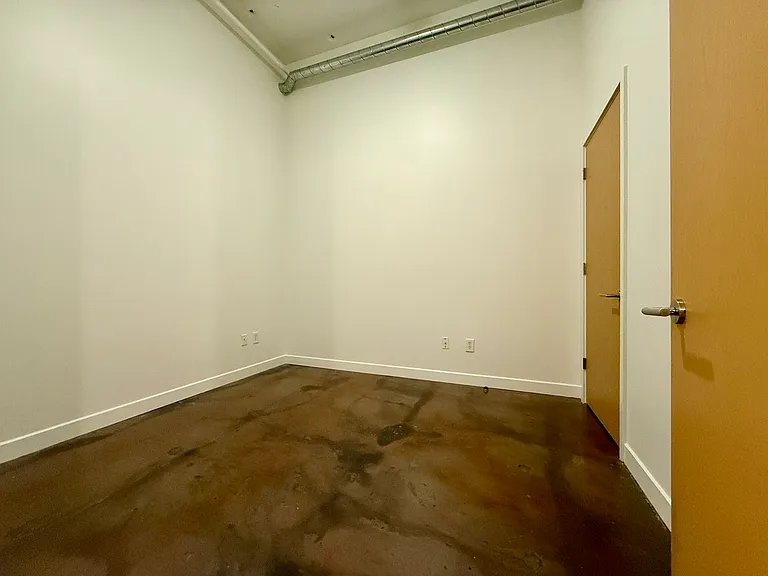 Central Park Lofts — Photo 61