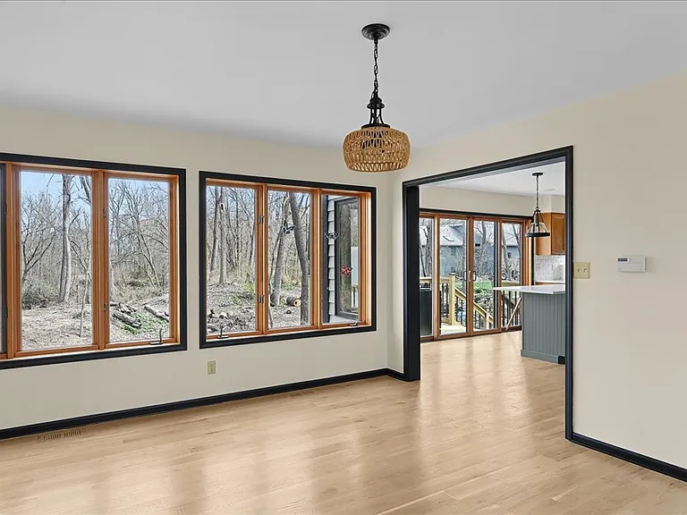 72 Hunter Ln — Photo 8