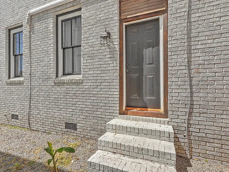 272 Coming St #C — Photo 35