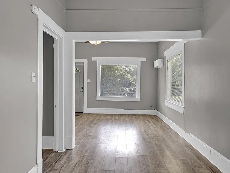2221 Gurnee Ave — Photo 10