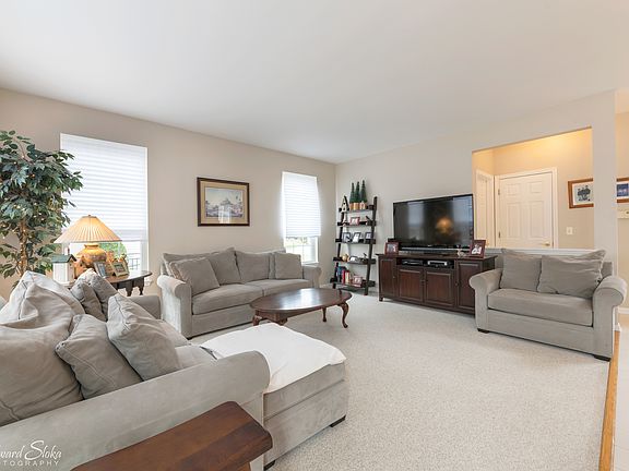 3rd image of 3104 Merrywell Ct