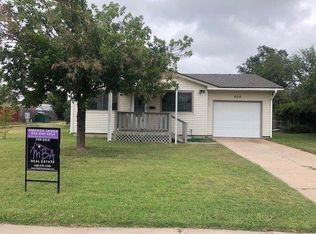 605 W Fair St, Garden City, KS 67846