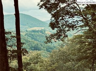 64 Poplar Forest Dr, Boone, NC 28607