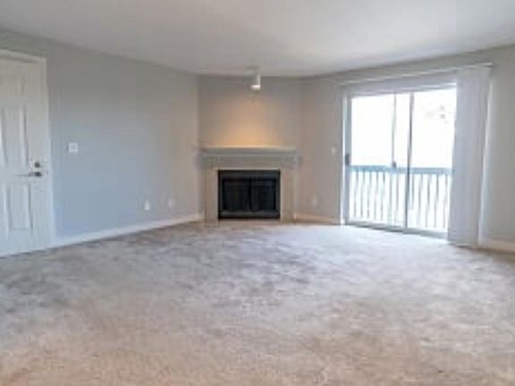 3rd image of 16817 Larch Way Unit A207