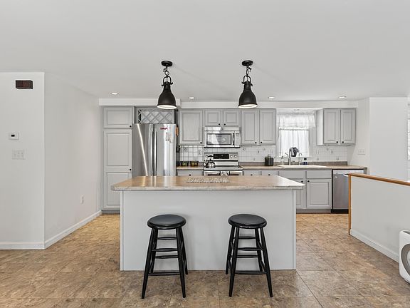 5th image of 181 Watson Mill Road